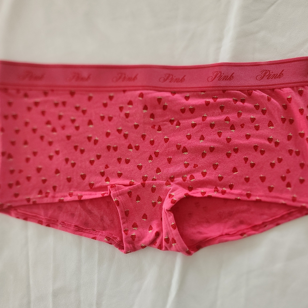 Pink Strawberry Patterned Boyshorts